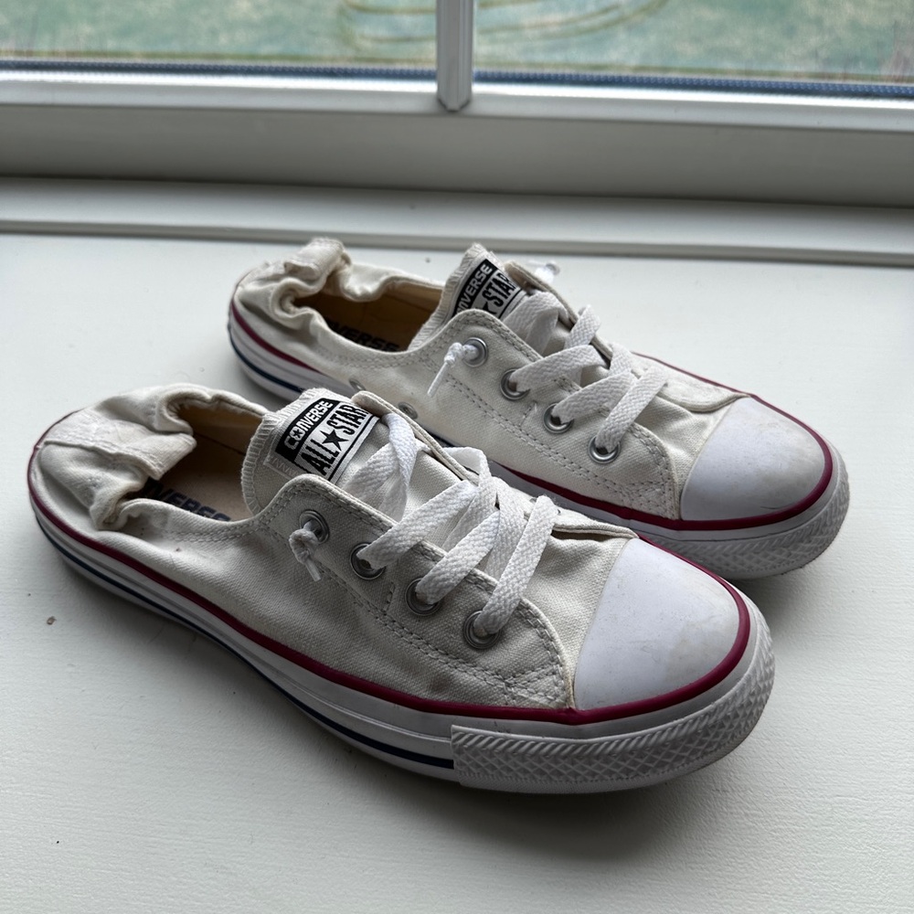 Women’s Size 9 White Converse Slip-On Sneakers